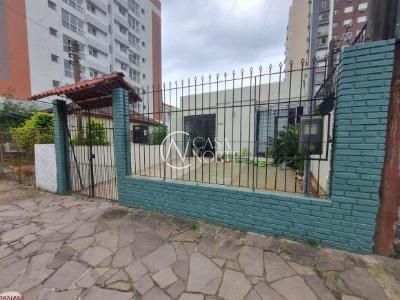Casa à venda com 2 quartos, 241m², 1 suíte, Rua Fernando Cortez no bairro Cristo Redentor em Porto Alegre
