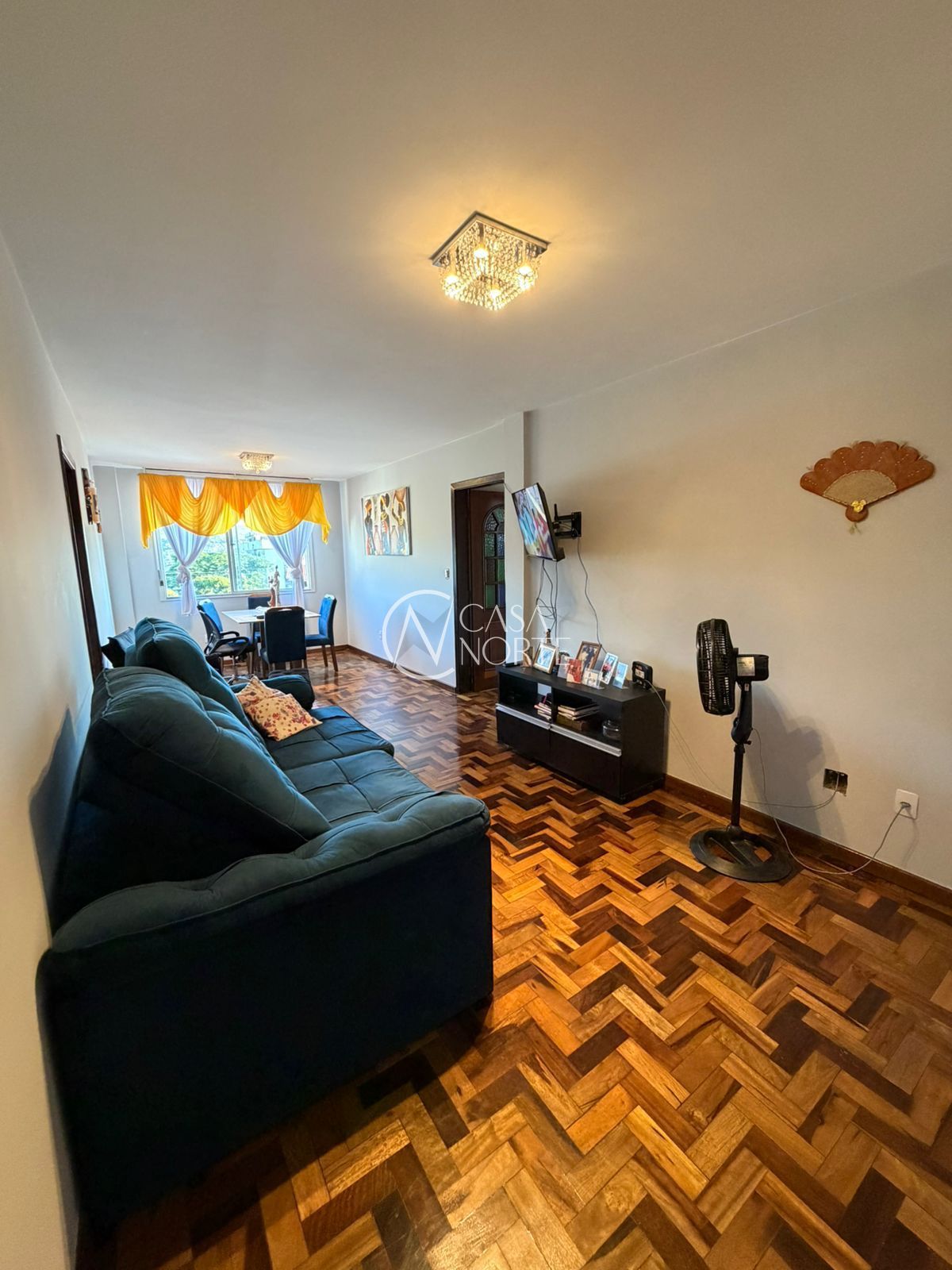 Apartamento à venda com 3 quartos, 110m², 1 suíte, 1 vaga, Rua Catumbi no bairro Medianeira em Porto Alegre