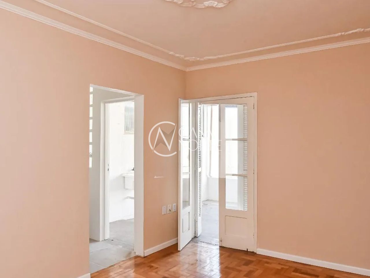 Apartamento à venda com 2 quartos, 54m², Avenida Benno Mentz no bairro Vila Ipiranga em Porto Alegre
