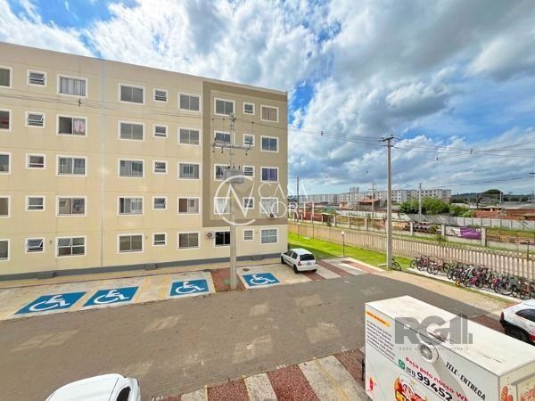 Apartamento à venda com 2 quartos, 40m², 1 vaga, Rua Sete Mil e Oito no bairro Restinga em Porto Alegre