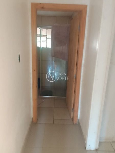 Casa à venda com 2 quartos, 80m², 2 vagas, Rua Osório Mendes Ouriques no bairro Guarujá em Porto Alegre