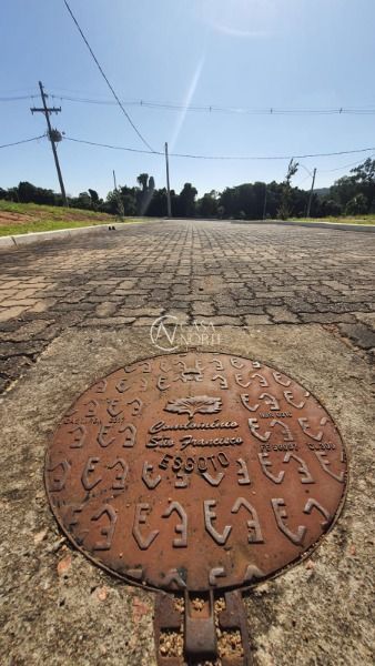 Terreno à venda  com 211m², Estrada Jorge Pereira Nunes no bairro Campo Novo em Porto Alegre