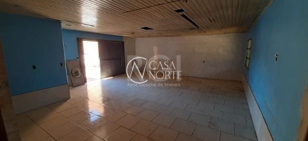 Casa à venda com 2 quartos, 170m², 6 vagas, Avenida Bernardino Silveira de Amorim no bairro Sarandi em Porto Alegre