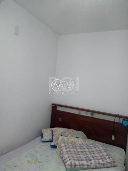 Apartamento à venda com 2 quartos, 72m², 1 vaga, Rua Sete Mil Cento e Quarenta e Três no bairro Restinga em Porto Alegre