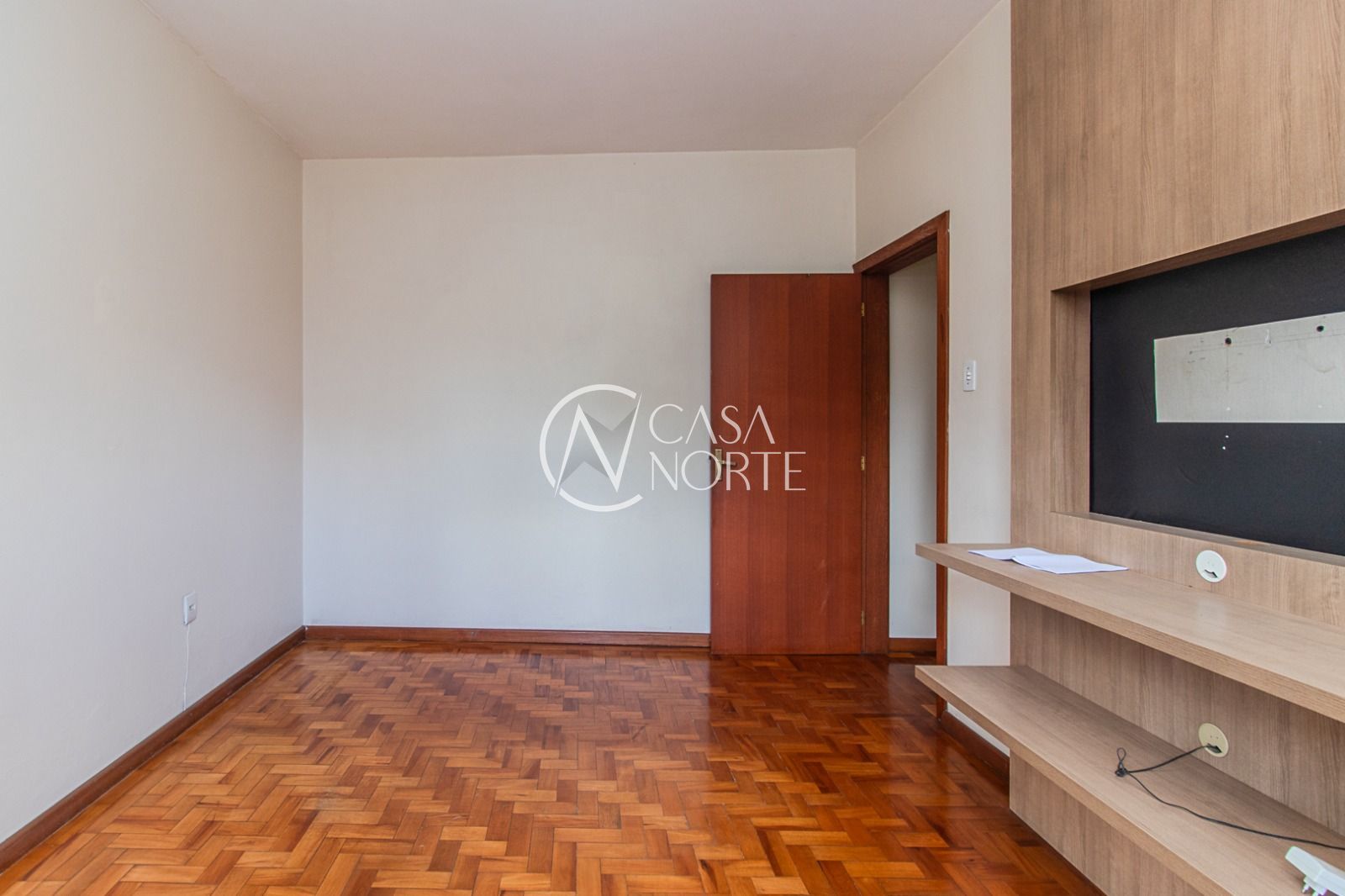 Apartamento à venda com 2 quartos, 105m², 1 suíte, 1 vaga, Rua General Lima e Silva no bairro Cidade Baixa em Porto Alegre
