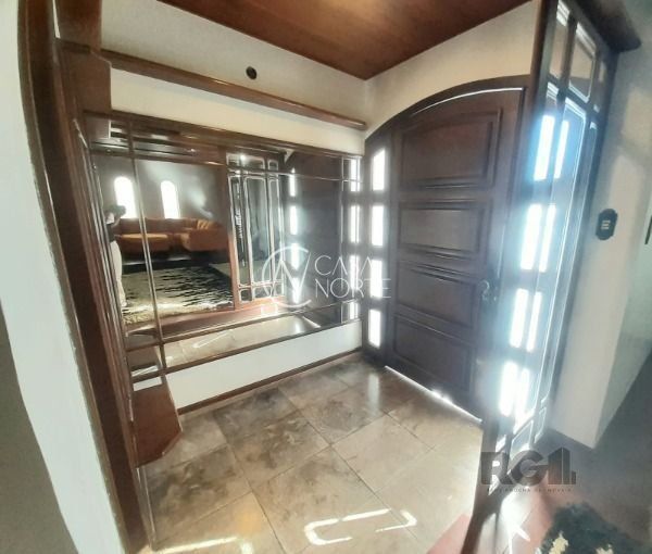 Casa Comercial à venda com 4 quartos, 384m², 3 vagas, Rua Afonso Álvares no bairro Tristeza em Porto Alegre