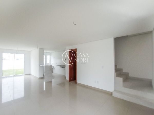 Casa à venda com 3 quartos, 103m², 1 suíte, 2 vagas, Rua Francisco Mattos Terres no bairro Aberta dos Morros em Porto Alegre