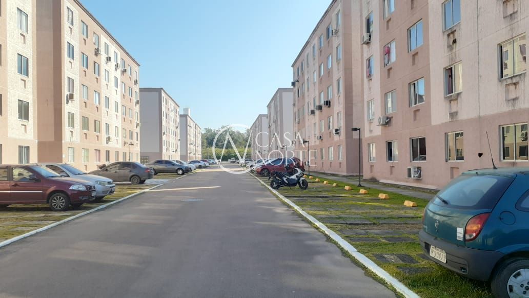 Apartamento à venda com 2 quartos, 40m², 1 vaga, Avenida Edgar Pires de Castro no bairro Hípica em Porto Alegre