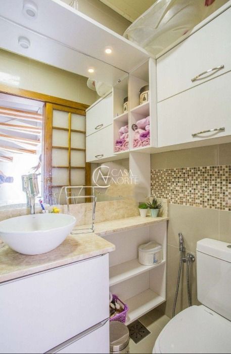 Casa de Condomínio à venda com 3 quartos, 96m², 1 suíte, 2 vagas, Rua Erechim no bairro Nonoai em Porto Alegre