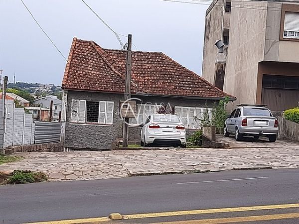 Terreno à venda , 1089m², Avenida Professor Oscar Pereira no bairro Glória em Porto Alegre