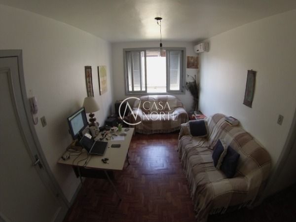 Apartamento à venda com 3 quartos, 78m², Avenida Bento Gonçalves no bairro Partenon em Porto Alegre
