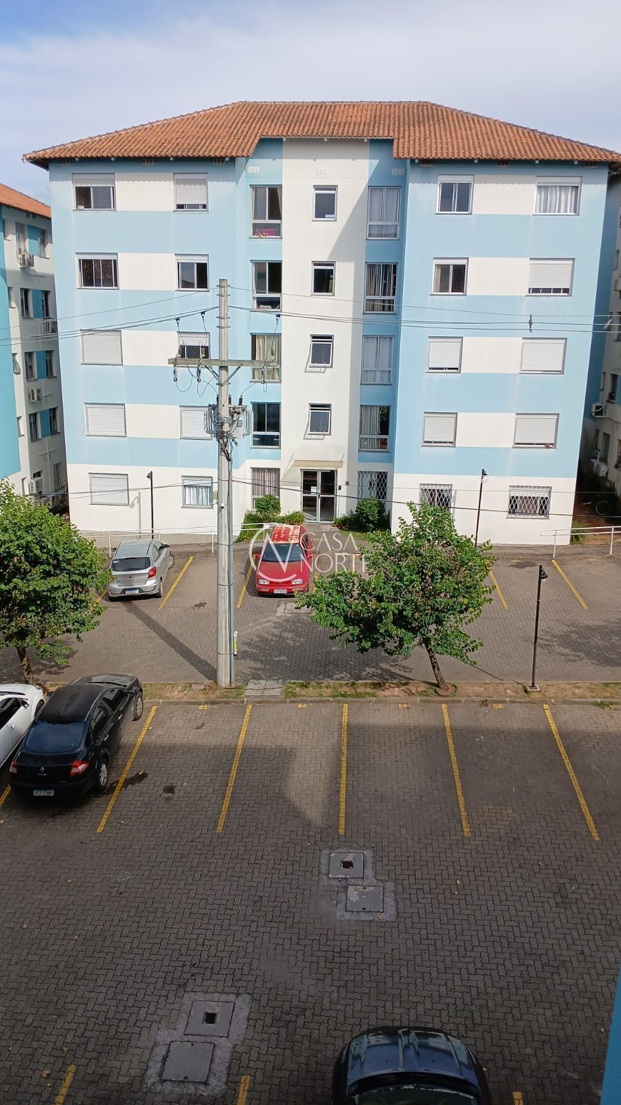 Apartamento à venda com 2 quartos, 1 vaga, Rua Atílio Supertti no bairro Vila Nova em Porto Alegre