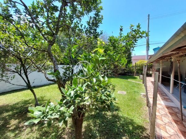 Casa à venda com 4 quartos, 111m², 2 suítes, 3 vagas, Avenida Heitor Vieira no bairro Belém Novo em Porto Alegre