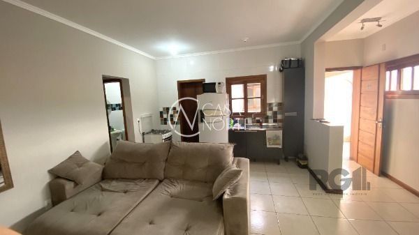 Apartamento à venda com 2 quartos, 65m², Avenida Edgar Pires de Castro no bairro Hípica em Porto Alegre