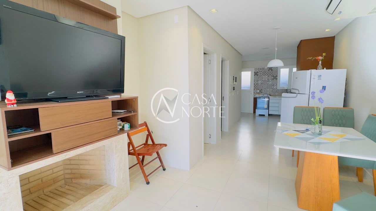 Casa à venda com 4 quartos, 155m², 1 suíte, 2 vagas, Rua Guatambu no bairro Hípica em Porto Alegre