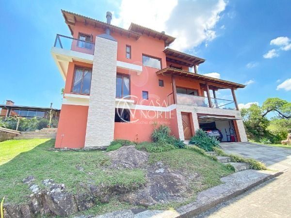 Casa de Condomínio à venda com 3 quartos, 250m², 1 suíte, 2 vagas, Avenida Professor Oscar Pereira no bairro Glória em Porto Alegre