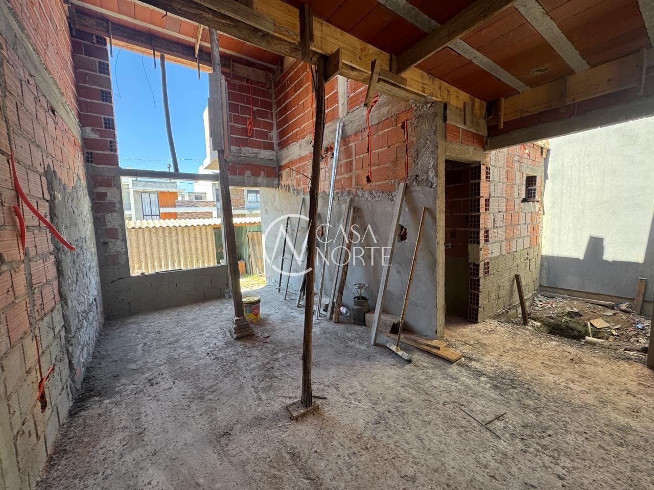 Casa à venda com 3 quartos, 86m², 1 suíte, 2 vagas, Rua João Otto Paiva no bairro Hípica em Porto Alegre