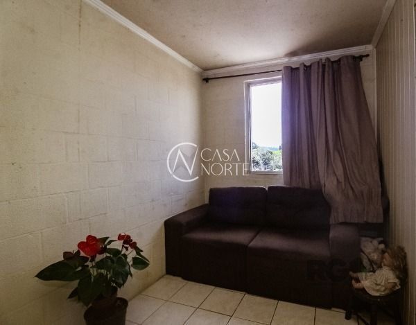 Apartamento à venda com 2 quartos, 36m², Rua Atílio Supertti no bairro Vila Nova em Porto Alegre