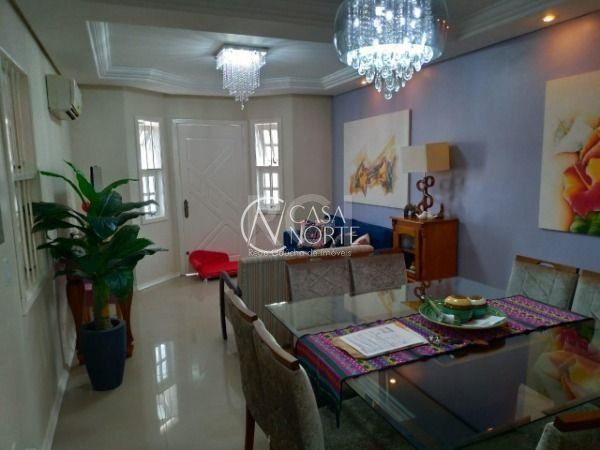 Casa à venda com 3 quartos, 231m², 1 suíte, 2 vagas, Rua Doutor Pitrez no bairro Ipanema em Porto Alegre