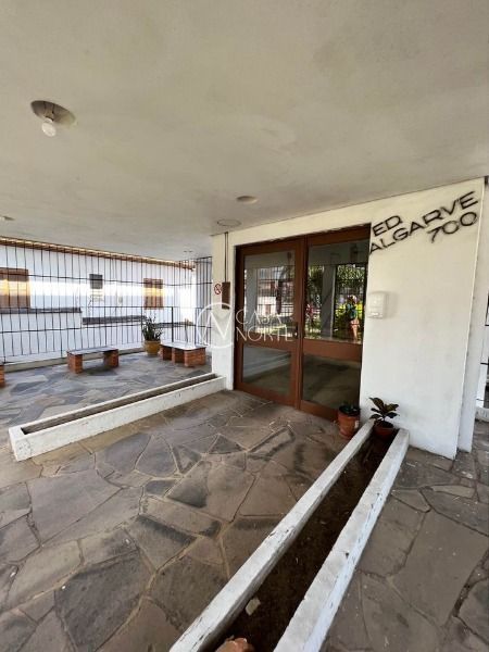 Apartamento à venda com 1 quarto, 39m², 1 vaga, Avenida Niteroi no bairro Medianeira em Porto Alegre