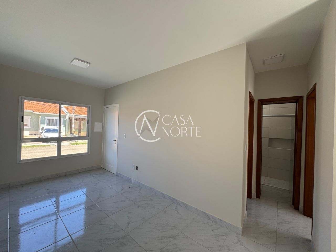 Casa de Condomínio à venda com 2 quartos, 52m², 2 vagas, Rua Embira no bairro Hípica em Porto Alegre