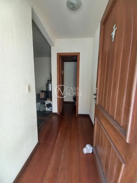 Casa à venda com 3 quartos, 171m², 1 suíte, 3 vagas, Rua Engenheiro Renato Costa Leite no bairro Ipanema em Porto Alegre