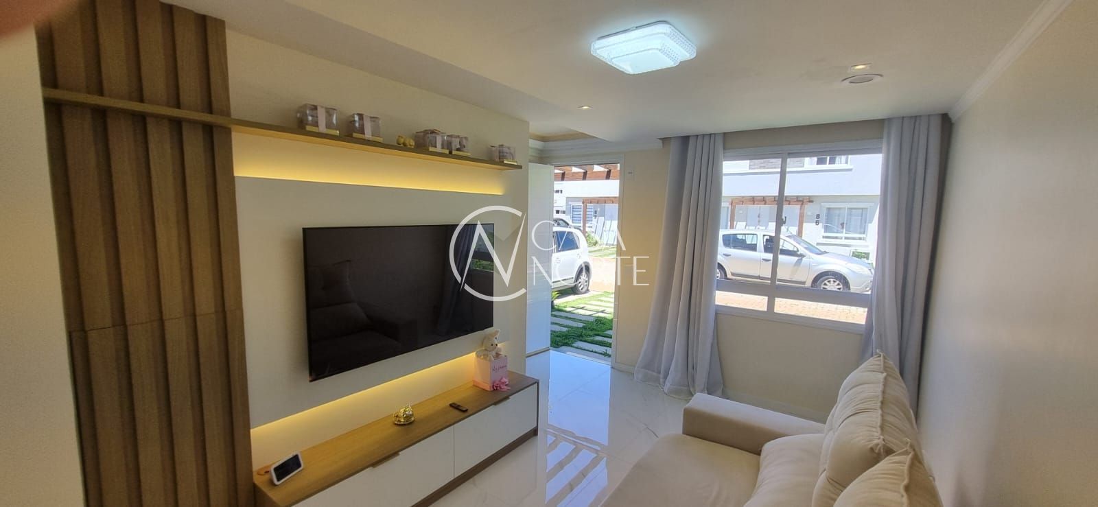 Casa de Condomínio à venda com 2 quartos, 87m², 1 vaga, Estrada Cristiano Kraemer no bairro Vila Nova em Porto Alegre