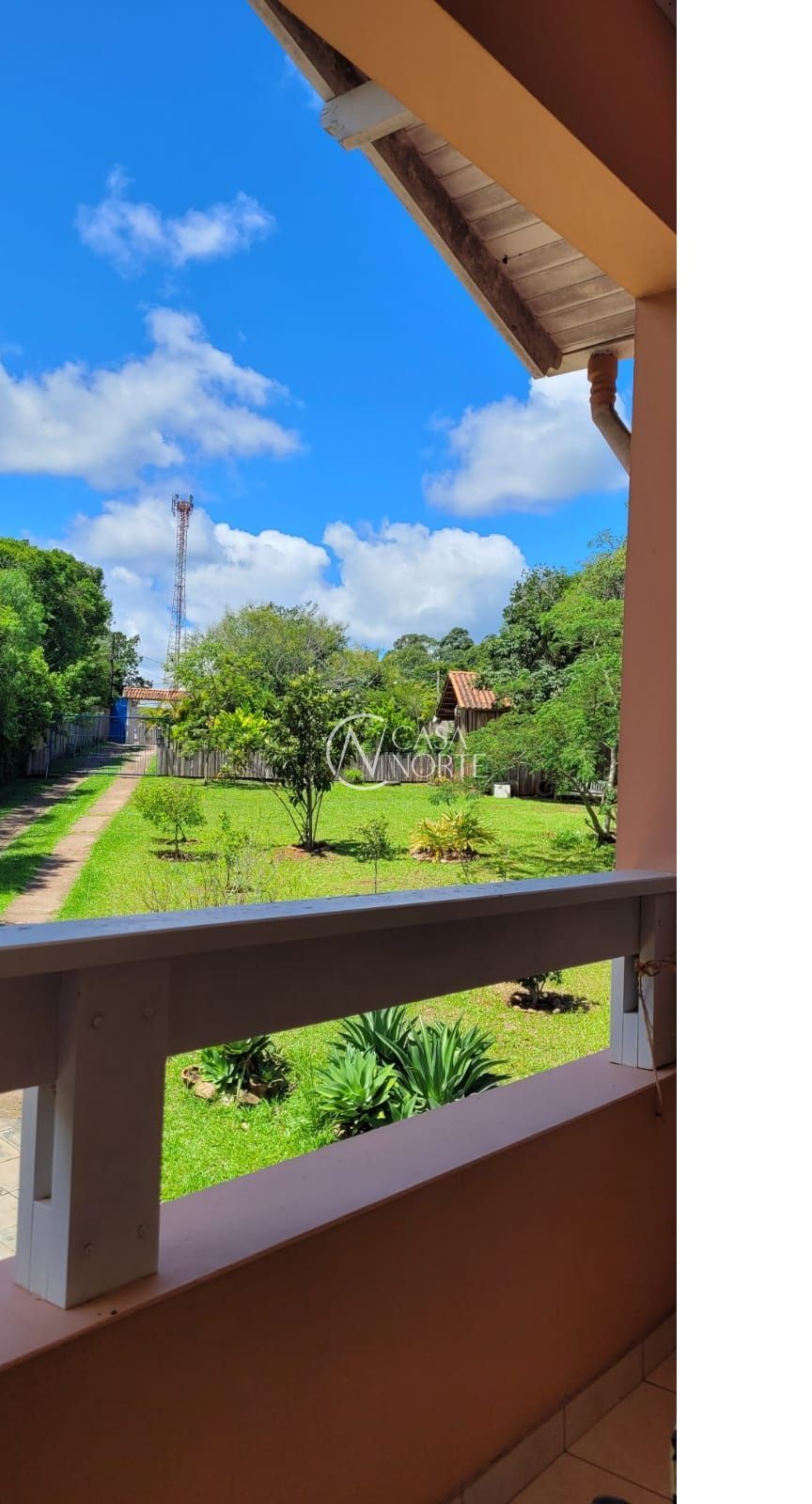 Sítio à venda com 4 quartos, 337m², 1 suíte, 2 vagas, Estrada Júlio Antônio Pereira no bairro Hípica em Porto Alegre