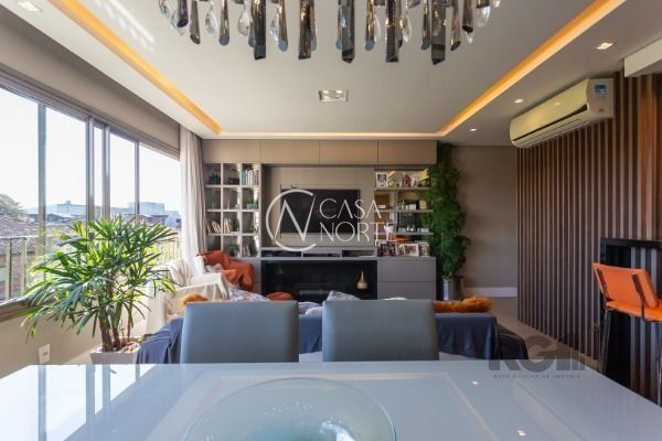 Apartamento à venda com 3 quartos, 104m², 1 suíte, 2 vagas, Avenida da Cavalhada no bairro Cavalhada em Porto Alegre