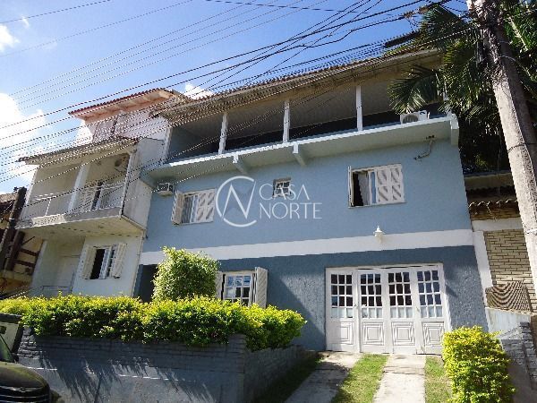 Casa de Condomínio à venda com 3 quartos, 235m², 1 suíte, 2 vagas, Avenida da Serraria no bairro Espírito Santo em Porto Alegre