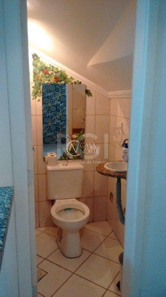 Casa de Condomínio à venda com 2 quartos, 72m², Avenida da Serraria no bairro Espírito Santo em Porto Alegre