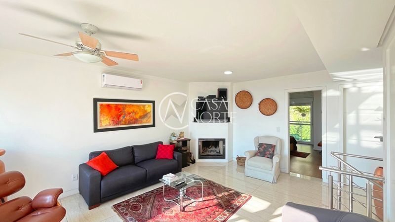 Casa de Condomínio à venda com 4 quartos, 250m², 3 suítes, 3 vagas, Avenida Padre Cacique no bairro Praia de Belas em Porto Alegre