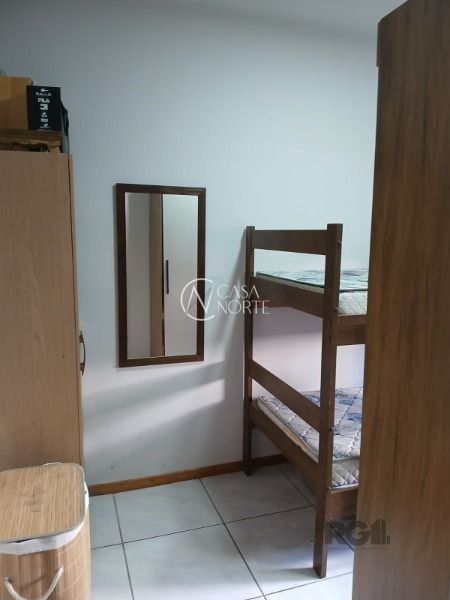 Casa à venda com 2 quartos, 36m², 1 vaga, Rua Nair Garcia Martins no bairro Restinga em Porto Alegre