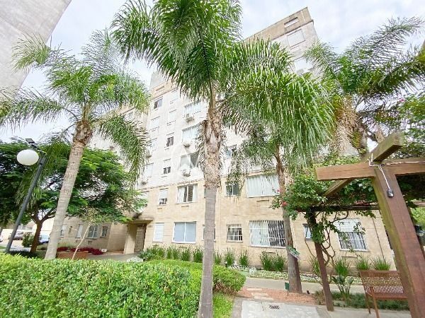 Apartamento à venda com 2 quartos, 45m², 1 vaga, Avenida Juca Batista no bairro Cavalhada em Porto Alegre