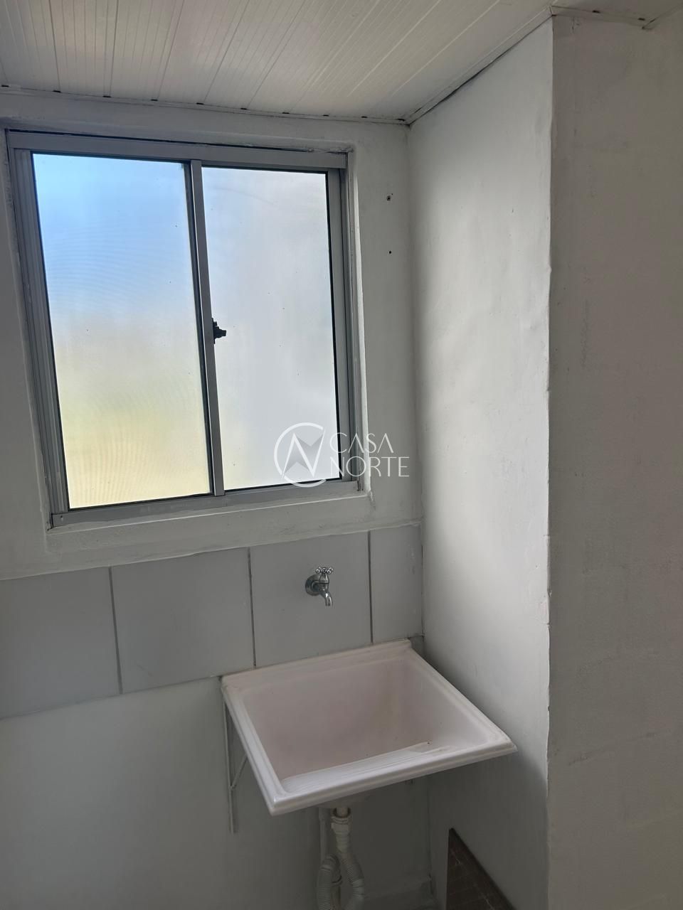 Apartamento à venda com 2 quartos, 32m², 1 vaga, Avenida Edu Las-Casas no bairro Parque Santa Fé em Porto Alegre