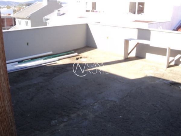 Casa à venda com 3 quartos, 160m², 1 suíte, 2 vagas, Rua Roberto Santini no bairro Aberta dos Morros em Porto Alegre