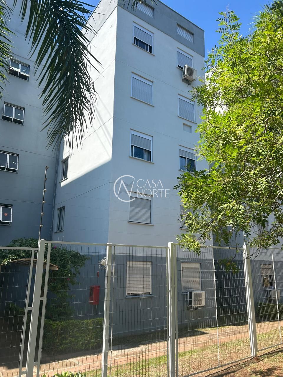 Apartamento à venda com 2 quartos, 32m², 1 vaga, Avenida Edu Las-Casas no bairro Parque Santa Fé em Porto Alegre
