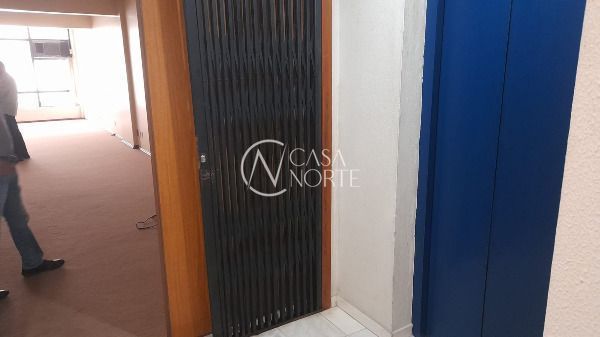 Sala Comercial à venda , 68m², Rua General Vitorino no bairro Centro Histórico em Porto Alegre