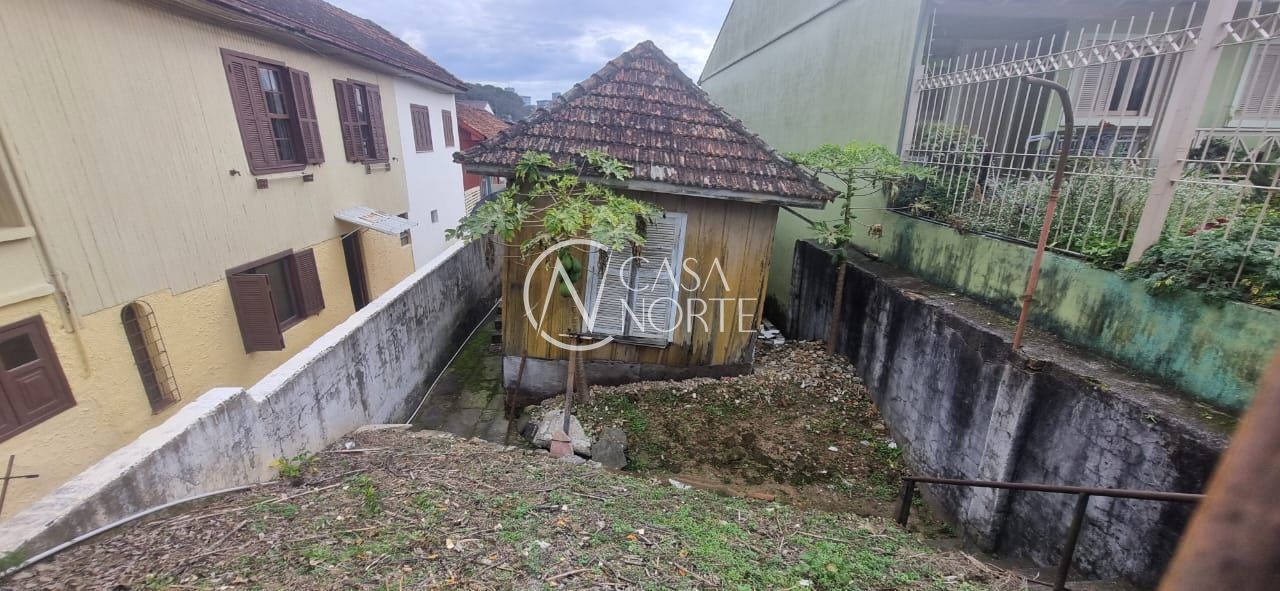 Terreno à venda , 242m², Rua São Francisco de Assis no bairro Santo Antônio em Porto Alegre