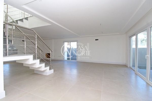 Casa de Condomínio à venda com 3 quartos, 364m², 3 suítes, 2 vagas, Avenida Coronel Marcos no bairro Pedra Redonda em Porto Alegre