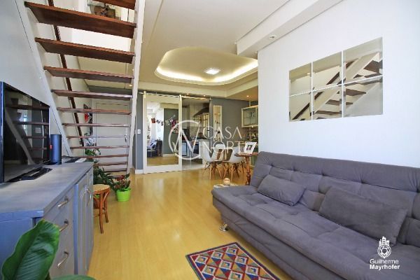 Cobertura à venda com 3 quartos, 191m², 1 suíte, 2 vagas, Travessa Nova Trento no bairro Tristeza em Porto Alegre