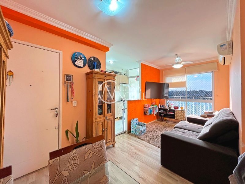 Apartamento à venda com 2 quartos, 51m², 1 suíte, 1 vaga, Rua Dom Vital no bairro Glória em Porto Alegre