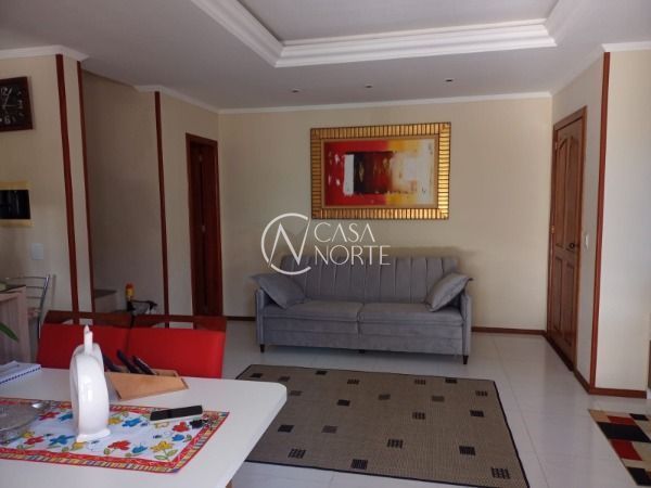 Casa à venda com 3 quartos, 181m², 3 suítes, 2 vagas, Rua Zuzu Angel no bairro Hípica em Porto Alegre