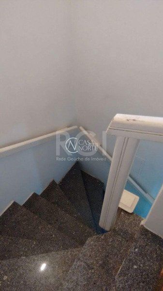 Casa de Condomínio à venda com 2 quartos, 72m², Avenida da Serraria no bairro Espírito Santo em Porto Alegre