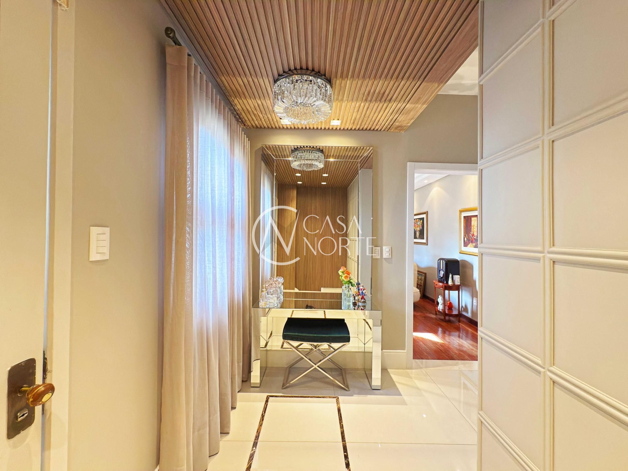 Casa à venda com 3 quartos, 349m², 3 suítes, 3 vagas, Dr. Pitrez no bairro Ipanema em Porto Alegre