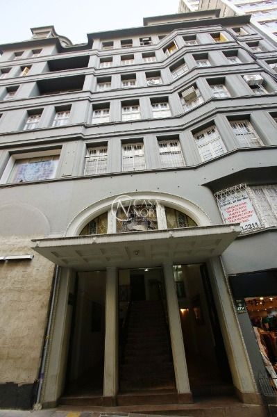 Sala Comercial à venda , 100m², Rua Vigário José Inácio no bairro Centro Histórico em Porto Alegre