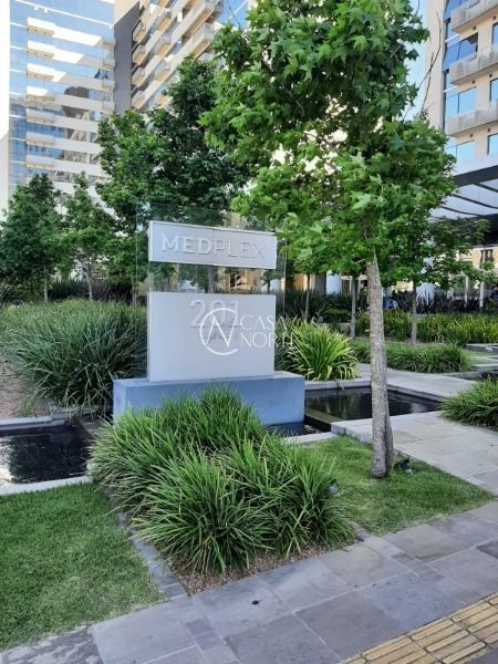 Sala Comercial à venda , 32m², Rua Gomes Jardim no bairro Santana em Porto Alegre