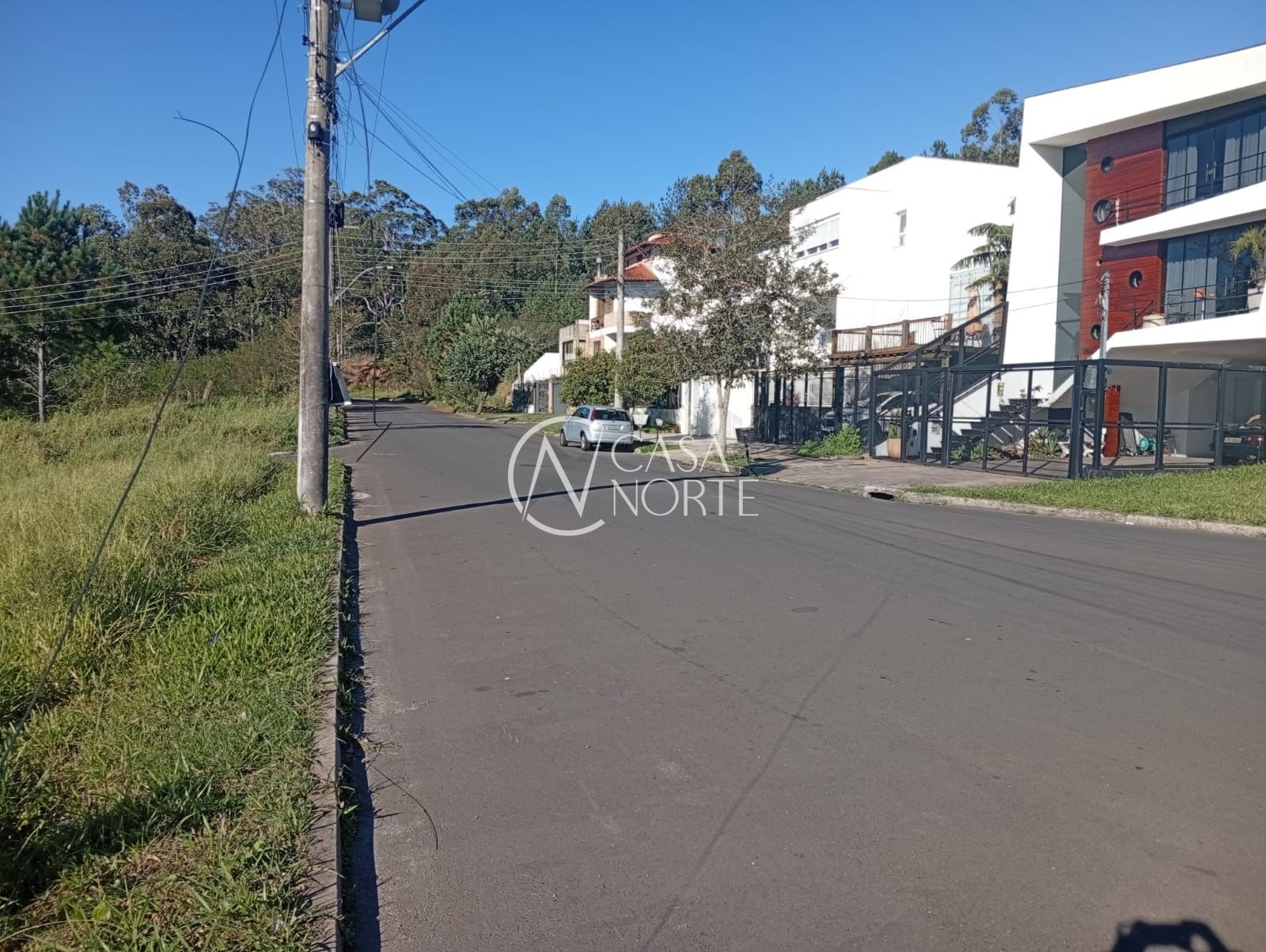 Terreno à venda  com 389m², Rua Professor Othon Santos Silva no bairro Aberta dos Morros em Porto Alegre