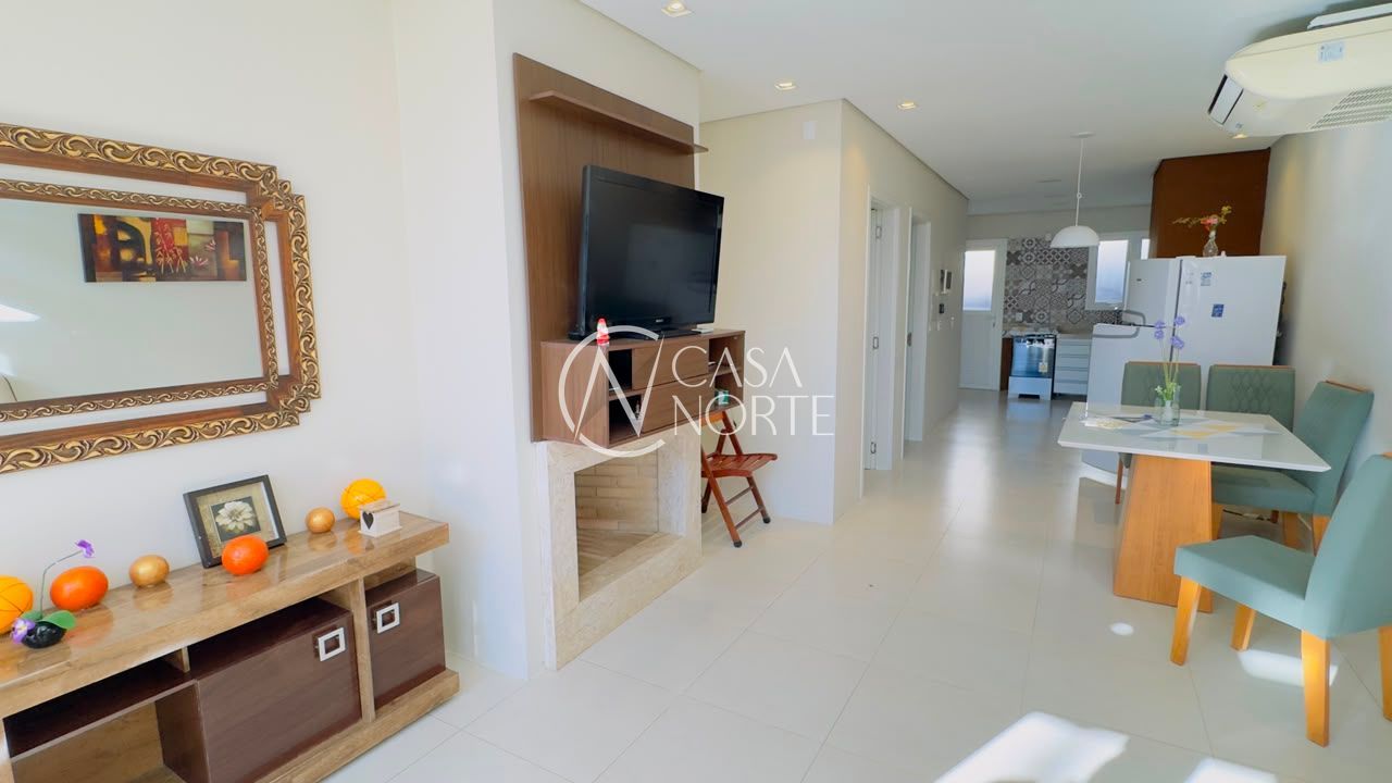 Casa à venda com 4 quartos, 155m², 1 suíte, 2 vagas, Rua Guatambu no bairro Hípica em Porto Alegre