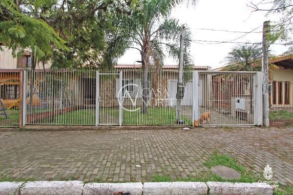 Casa à venda com 3 quartos, 180m², 1 suíte, 2 vagas, Rua Benjamim Moresco no bairro Ipanema em Porto Alegre